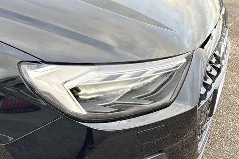  Audi A1 1.0 TFSI 30 Sport Sportback Euro 6 (s/s) 5dr Thumbnail #17