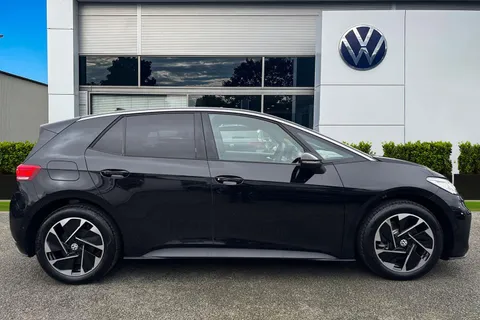3 of 46 for Volkswagen ID.3 150kW Match Pro 59kWh 5dr Auto | 18'' Alloy Wheels | Ambient Lighting