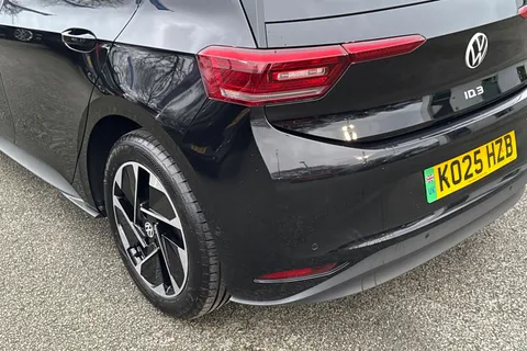 8 of 46 for Volkswagen ID.3 150kW Match Pro 59kWh 5dr Auto | 18'' Alloy Wheels | Ambient Lighting