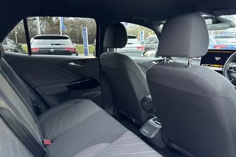 37 of 46 for Volkswagen ID.3 150kW Match Pro 59kWh 5dr Auto | 18'' Alloy Wheels | Ambient Lighting