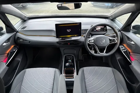 39 of 46 for Volkswagen ID.3 150kW Match Pro 59kWh 5dr Auto | 18'' Alloy Wheels | Ambient Lighting