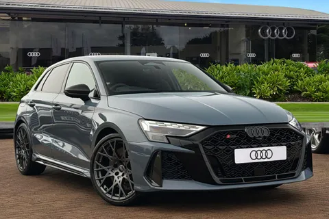  Audi RS 3 2.5 TFSI Carbon Black Sportback S Tronic quattro Euro 6 (s/s) 5dr Thumbnail #2