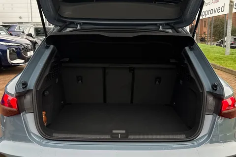  Audi RS 3 2.5 TFSI Carbon Black Sportback S Tronic quattro Euro 6 (s/s) 5dr Thumbnail #7