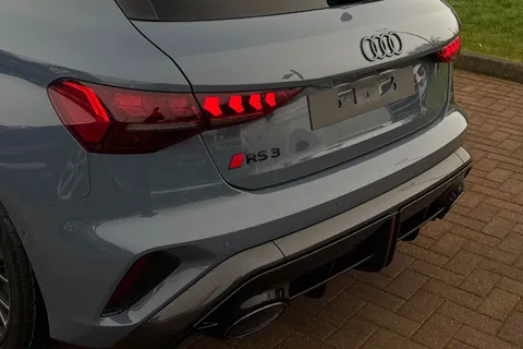  Audi RS 3 2.5 TFSI Carbon Black Sportback S Tronic quattro Euro 6 (s/s) 5dr Thumbnail #8