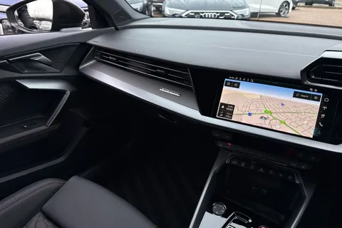  Audi RS 3 2.5 TFSI Carbon Black Sportback S Tronic quattro Euro 6 (s/s) 5dr Thumbnail #20