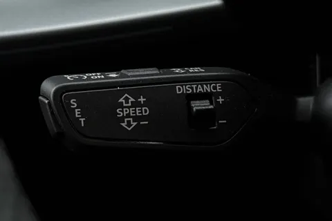  Audi RS 3 2.5 TFSI Carbon Black Sportback S Tronic quattro Euro 6 (s/s) 5dr Thumbnail #37