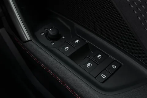  Audi RS 3 2.5 TFSI Carbon Black Sportback S Tronic quattro Euro 6 (s/s) 5dr Thumbnail #38