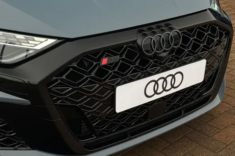  Audi RS 3 2.5 TFSI Carbon Black Sportback S Tronic quattro Euro 6 (s/s) 5dr Thumbnail #56
