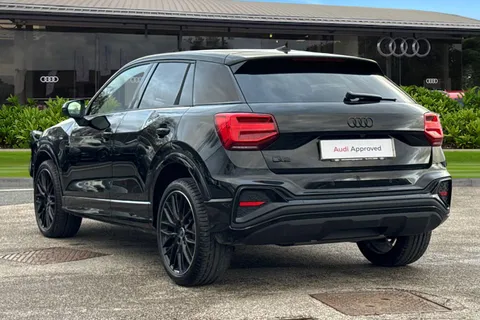 DE75YGO Audi Q2 Black Edition 35 TFSI  150 PS S tronic Thumbnail #3