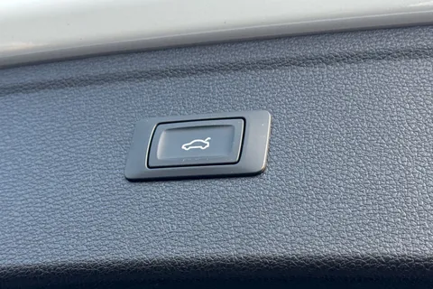 NL71XJF Audi Q5 S line 50 TFSI e quattro 299 PS S tronic Thumbnail #38