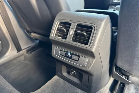 NL71XJF Audi Q5 S line 50 TFSI e quattro 299 PS S tronic Thumbnail #40