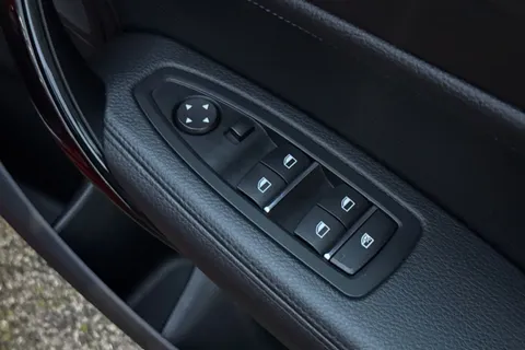 AJ19KMA BMW 1 Series 1.5 116d M Sport Shadow Edition Auto Euro 6 (s/s) 5dr Thumbnail #22