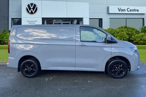 PJ75YDH Volkswagen Transporter T28 Panel Van Commerce Pro SWB 110 PS 2.0 TDI 6sp Manual Thumbnail #4