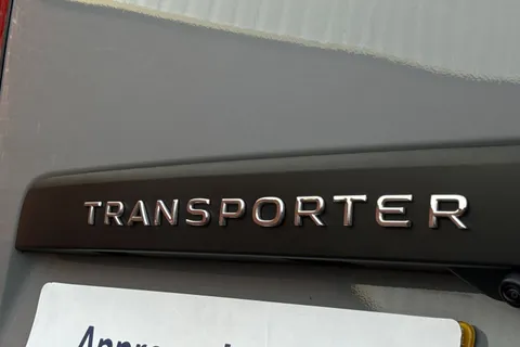 BG25EDX Volkswagen Transporter 2.0 TDI 150 Commerce Plus Van Auto Thumbnail #37