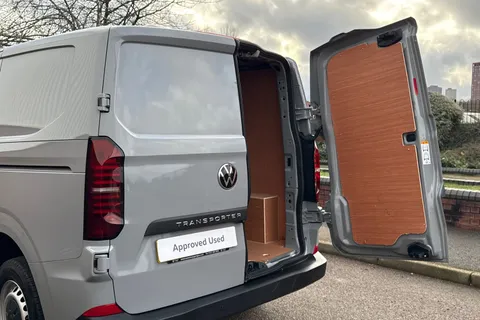 BG25EDX Volkswagen Transporter 2.0 TDI 150 Commerce Plus Van Auto Thumbnail #40
