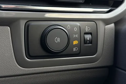 PJ75YDH Volkswagen Transporter T28 Panel Van Commerce Pro SWB 110 PS 2.0 TDI 6sp Manual Thumbnail #43