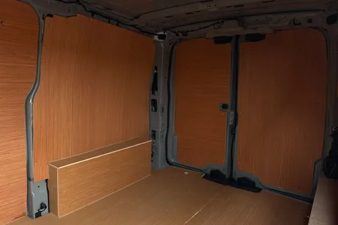 BG25EDX Volkswagen Transporter 2.0 TDI 150 Commerce Plus Van Auto Thumbnail #47