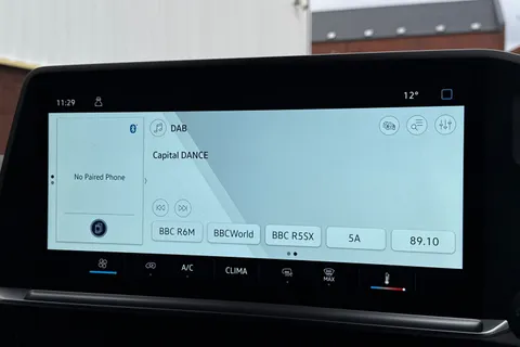 BG25EDX Volkswagen Transporter 2.0 TDI 150 Commerce Plus Van Auto Thumbnail #60