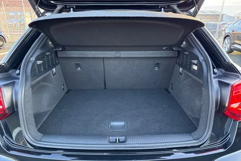 PX73YMT Audi Q2 S line 35 TFSI  150 PS S tronic Thumbnail #7