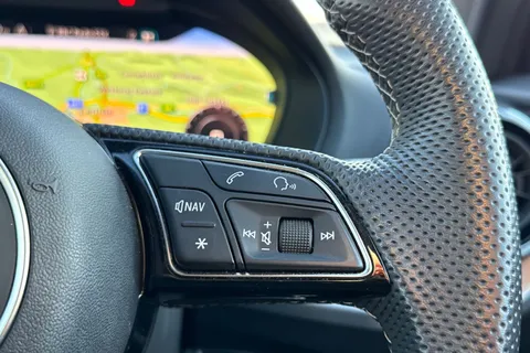 PX73YMT Audi Q2 S line 35 TFSI  150 PS S tronic Thumbnail #51