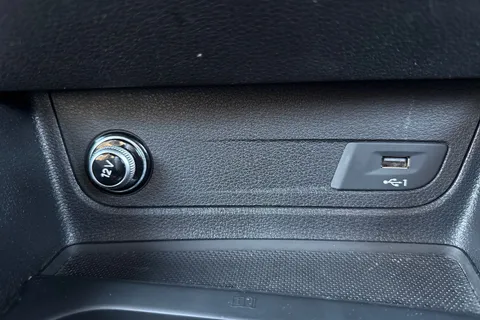 PX73YMT Audi Q2 S line 35 TFSI  150 PS S tronic Thumbnail #55