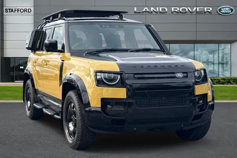  Land Rover Defender 110 3.0 D350 MHEV Trophy Edition Deep Sandglow Auto 4WD Euro 6 (s/s) 5dr Thumbnail #2