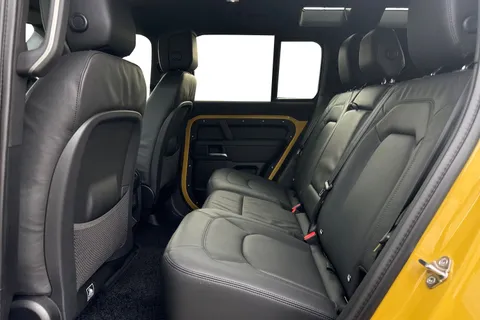  Land Rover Defender 110 3.0 D350 MHEV Trophy Edition Deep Sandglow Auto 4WD Euro 6 (s/s) 5dr Thumbnail #5