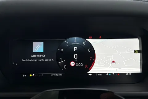  Land Rover Defender 110 4.4 P635 V8 MHEV OCTA Auto 4WD Euro 6 (s/s) 5dr Thumbnail #16