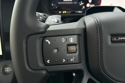  Land Rover Defender 110 4.4 P635 V8 MHEV OCTA Auto 4WD Euro 6 (s/s) 5dr Thumbnail #18