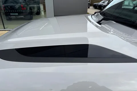  Land Rover Defender 110 4.4 P635 V8 MHEV OCTA Auto 4WD Euro 6 (s/s) 5dr Thumbnail #22