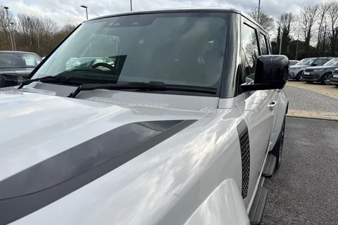  Land Rover Defender 110 4.4 P635 V8 MHEV OCTA Auto 4WD Euro 6 (s/s) 5dr Thumbnail #23