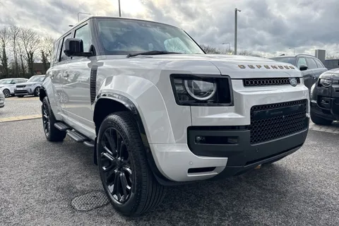  Land Rover Defender 110 4.4 P635 V8 MHEV OCTA Auto 4WD Euro 6 (s/s) 5dr Thumbnail #26