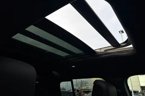  Land Rover Defender 110 3.0 D350 MHEV Trophy Edition Deep Sandglow Auto 4WD Euro 6 (s/s) 5dr Thumbnail #29