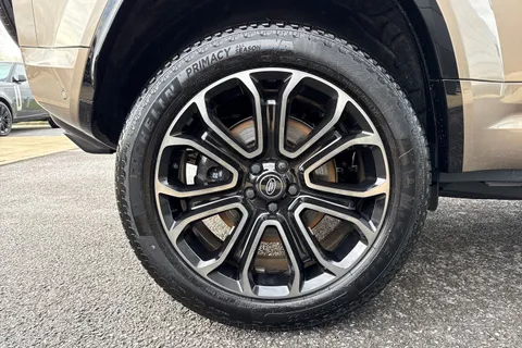  Land Rover Defender 110 4.4P V8 MHEV OCTA Auto 4WD Euro 6 (s/s) 5dr Thumbnail #33