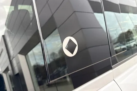  Land Rover Defender 110 4.4 P635 V8 MHEV OCTA Auto 4WD Euro 6 (s/s) 5dr Thumbnail #33