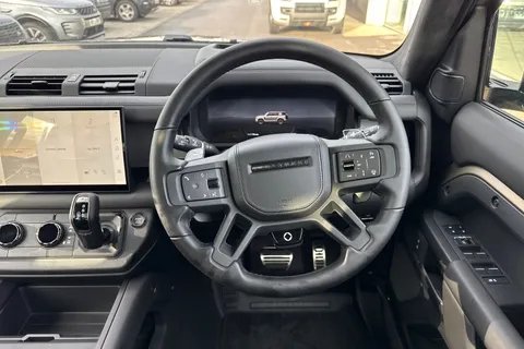  Land Rover Defender 110 4.4P V8 MHEV OCTA Auto 4WD Euro 6 (s/s) 5dr Thumbnail #47