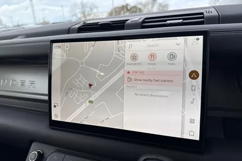  Land Rover Defender 110 4.4P V8 MHEV OCTA Auto 4WD Euro 6 (s/s) 5dr Thumbnail #52