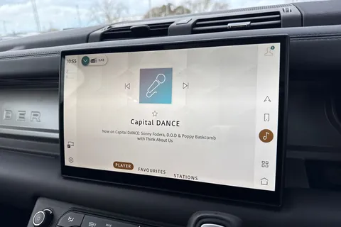  Land Rover Defender 110 4.4P V8 MHEV OCTA Auto 4WD Euro 6 (s/s) 5dr Thumbnail #54