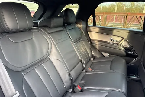  Land Rover Range Rover Sport 3.0 P460e 38.2kWh Dynamic SE Auto 4WD Euro 6 (s/s) 5dr Thumbnail #13