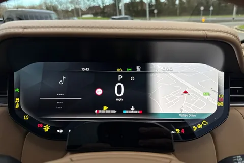  Land Rover Range Rover 4.4 P615 V8 SV Auto 4WD Euro 6 (s/s) 5dr Thumbnail #16