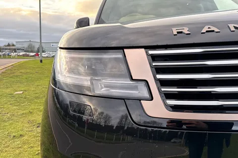  Land Rover Range Rover 4.4 P615 V8 SV Auto 4WD Euro 6 (s/s) 5dr Thumbnail #23