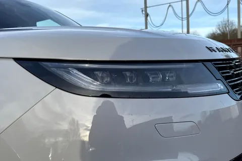  Land Rover Range Rover Sport 3.0 P460e 38.2kWh Dynamic SE Auto 4WD Euro 6 (s/s) 5dr Thumbnail #26