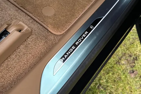  Land Rover Range Rover 4.4 P615 V8 SV Auto 4WD Euro 6 (s/s) 5dr Thumbnail #29