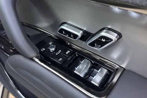  Land Rover Range Rover Sport 3.0 P460e 38.2kWh Dynamic SE Auto 4WD Euro 6 (s/s) 5dr Thumbnail #30