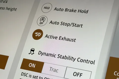  Land Rover Range Rover Sport 4.4P V8 MHEV SV Auto 4WD Euro 6 (s/s) 5dr Thumbnail #35