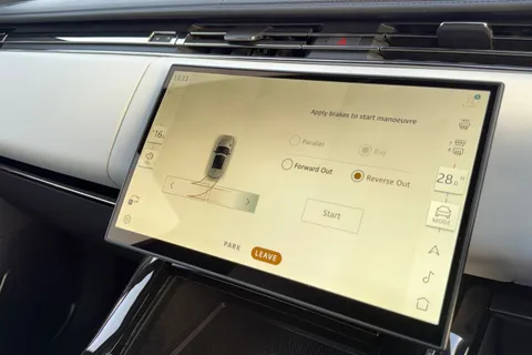  Land Rover Range Rover Sport 4.4P V8 MHEV SV Auto 4WD Euro 6 (s/s) 5dr Thumbnail #38