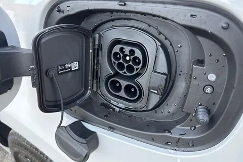  Land Rover Range Rover Sport 3.0 P460e 38.2kWh Dynamic SE Auto 4WD Euro 6 (s/s) 5dr Thumbnail #40