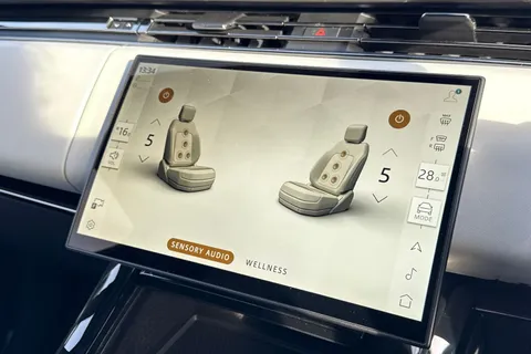  Land Rover Range Rover Sport 4.4P V8 MHEV SV Auto 4WD Euro 6 (s/s) 5dr Thumbnail #42