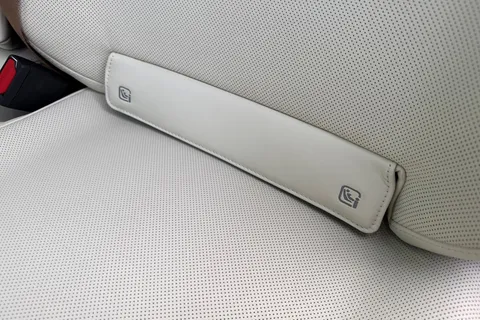  Land Rover Range Rover 4.4 P615 V8 SV Auto 4WD Euro 6 (s/s) 5dr Thumbnail #43