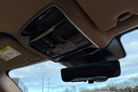  Land Rover Range Rover 4.4 P615 V8 SV Auto 4WD Euro 6 (s/s) 5dr Thumbnail #59